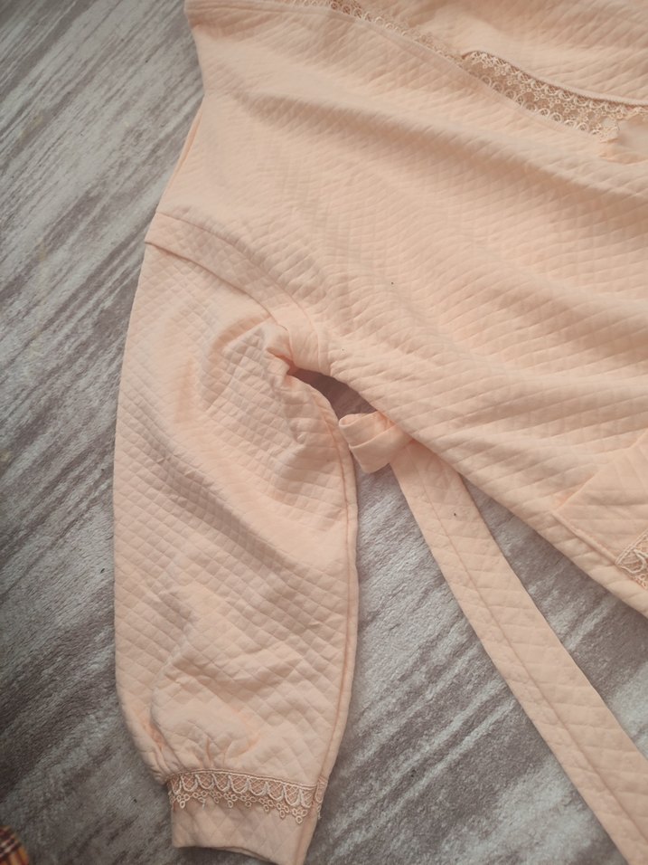 Bej Uzun Rahat Kesim Kadın Bornoz - Görsel 2