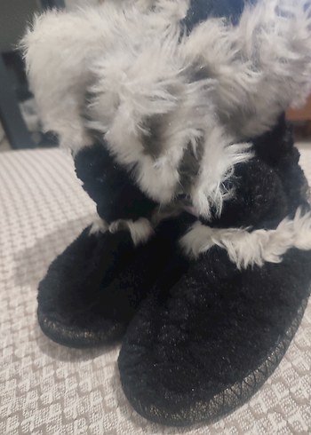 Kızlar için Gri Kürklü Yılan Desenli Sıcak Terlik - Görsel 2