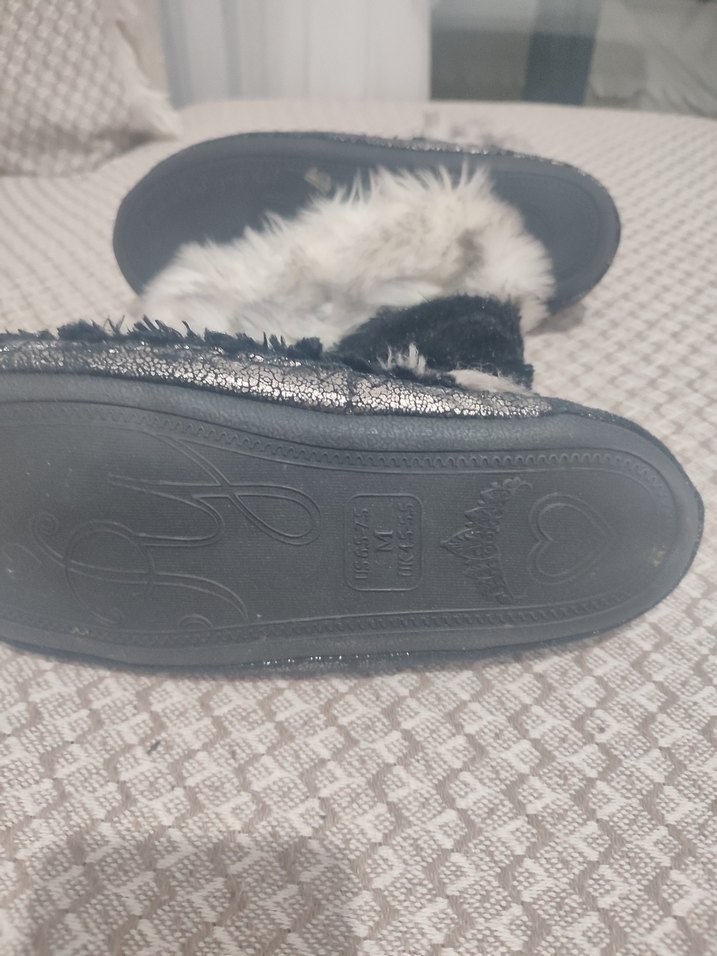 Kızlar için Gri Kürklü Yılan Desenli Sıcak Terlik - Görsel 4