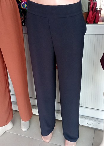 Kadın Lacivert Midi Kumaş Pantolon - Görsel 2
