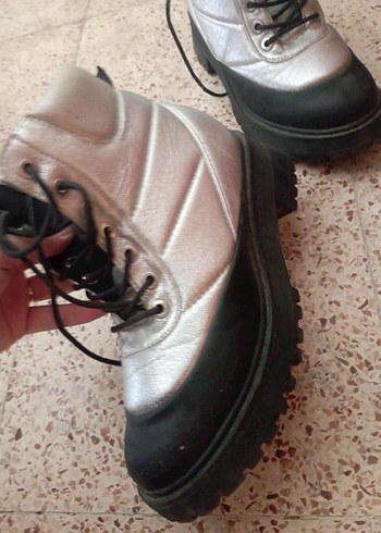 39 Beden Gri Bağcıklı Stiletto Topuklu Kadın Bot