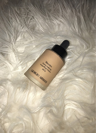 diğer Beden Giorgio Armani Maestro fondöten