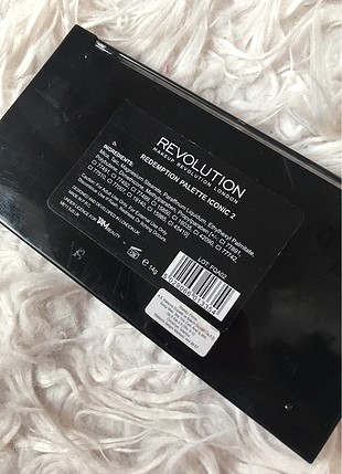 MAC Revolution Redemption iconic 2 Palet
