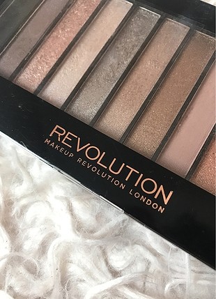 diğer Beden Revolution Redemption iconic 2 Palet
