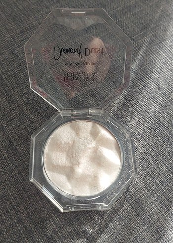 Physicians Formula Mineral Wear Diamond Dust Aydınlatıcı - Görsel 3