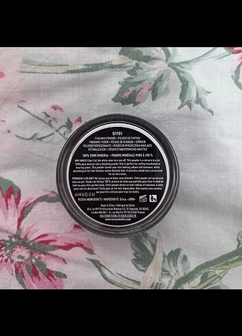  Beden Nyx professional sabitleyici pudra