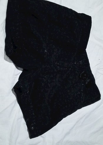 Düğmeli Siyah Mini Gotik Kumaş Şort