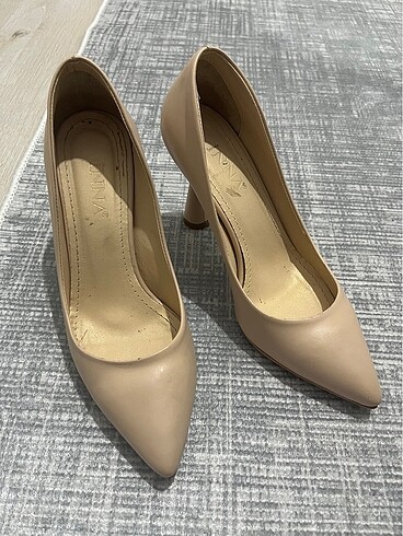 Diğer İnna marka stiletto