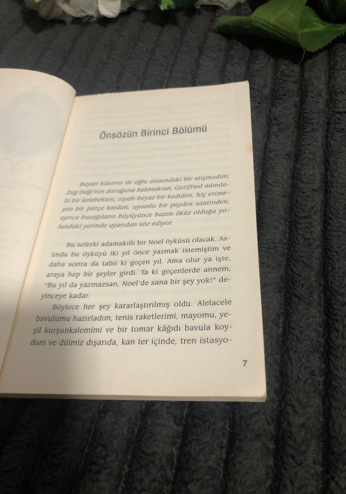 Erich Kästner - Uçan Sınıf Kitabı - Görsel 5