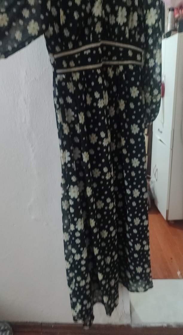 Uzun Kollu Siyah Çiçek Desenli Bohem Elbise - Görsel 2