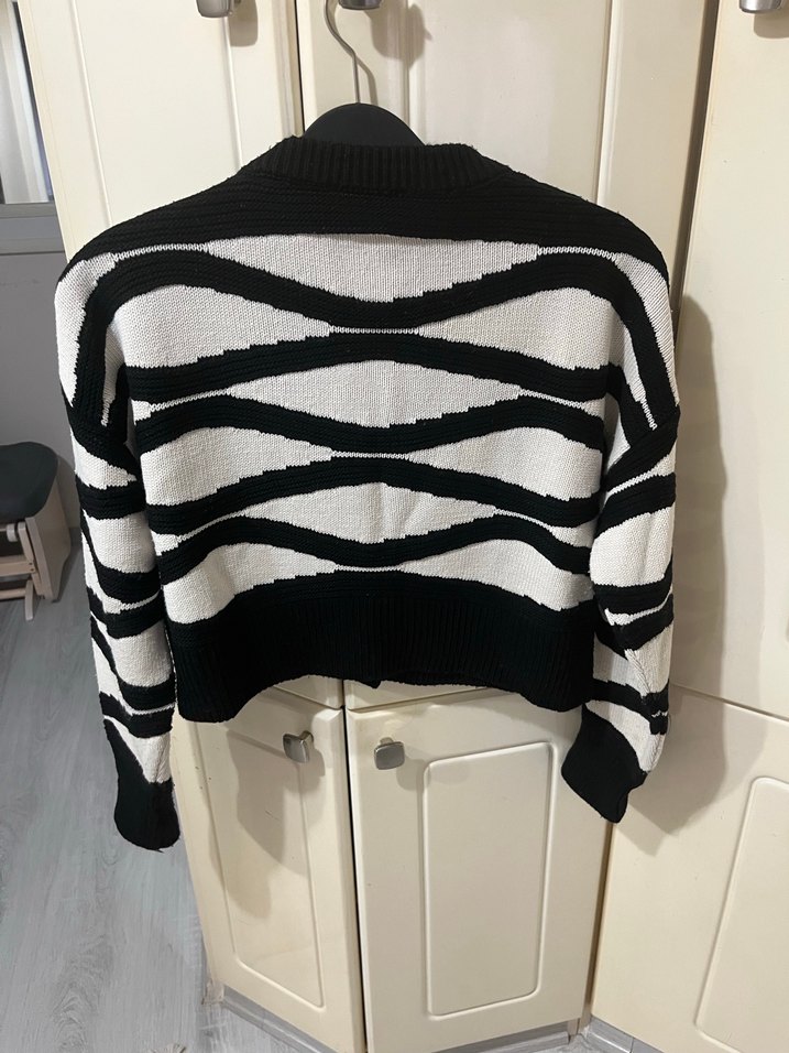 Zebra Desenli Mini Triko Hırka - Görsel 3