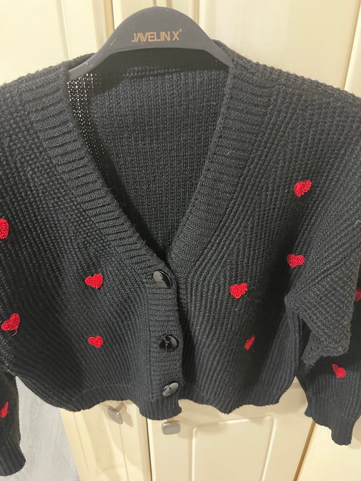 Nakışlı Siyah Triko Hırka - Görsel 2