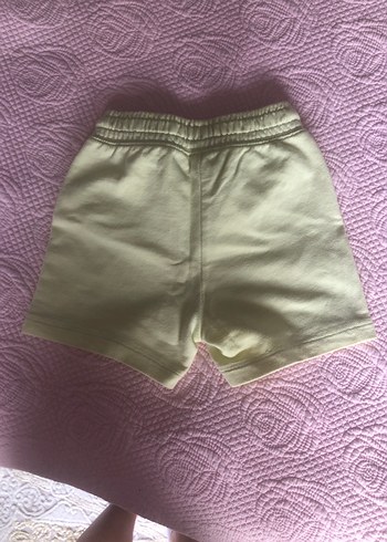 Orijinal sezon ürünü 3 yaş şort - Görsel 2