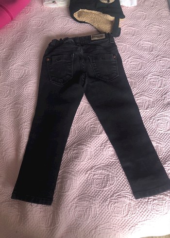 5 Yaş Beden siyah Renk U.S polo marka 4-5 yaş erkek kız çocuk kot pantalon