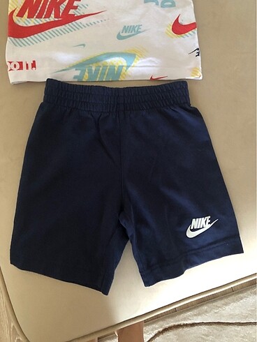 4 Yaş Beden Nike sort tisort takim 3-4 yas