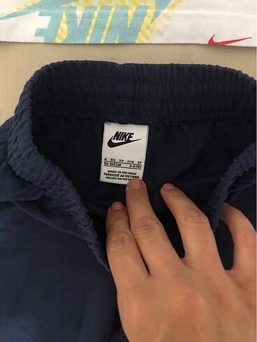 4 Yaş Beden çeşitli Renk Nike sort tisort takim 3-4 yas