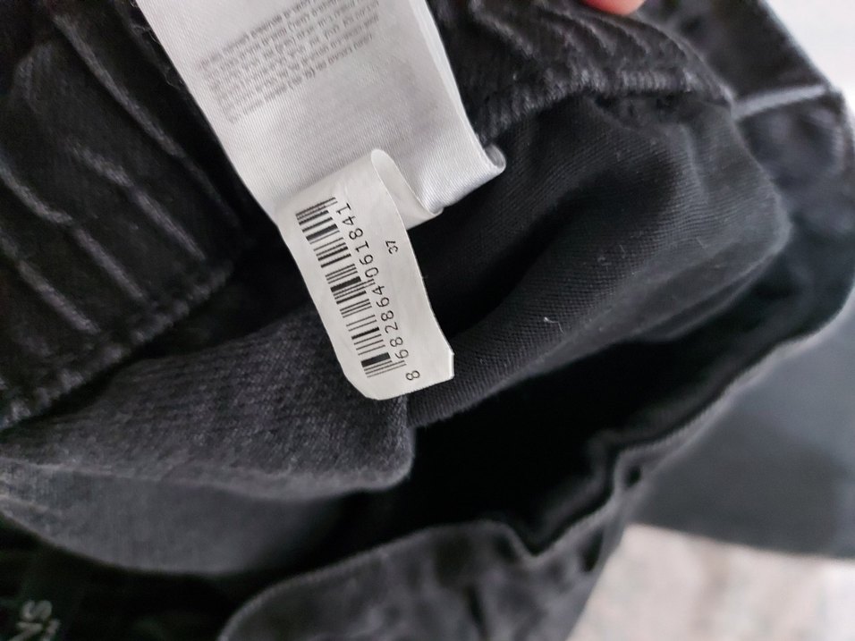 Düğmeli Siyah Bol Paça Kadın Kot Pantolon - Görsel 3