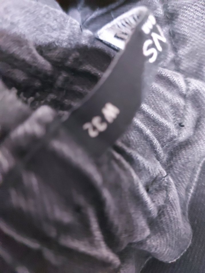 Düğmeli Siyah Bol Paça Kadın Kot Pantolon - Görsel 4