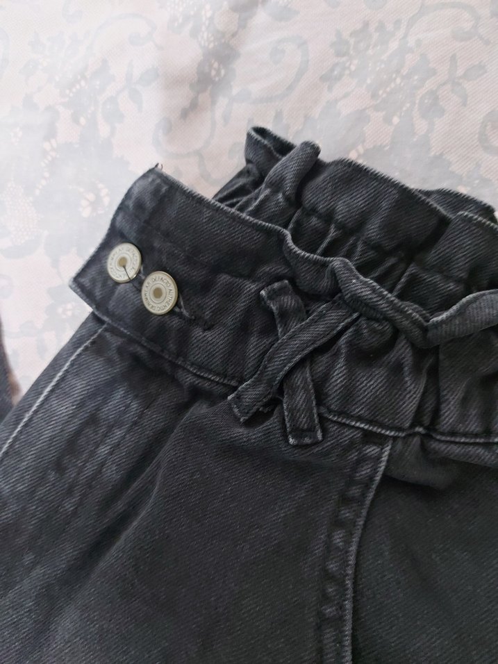 Düğmeli Siyah Bol Paça Kadın Kot Pantolon - Görsel 2