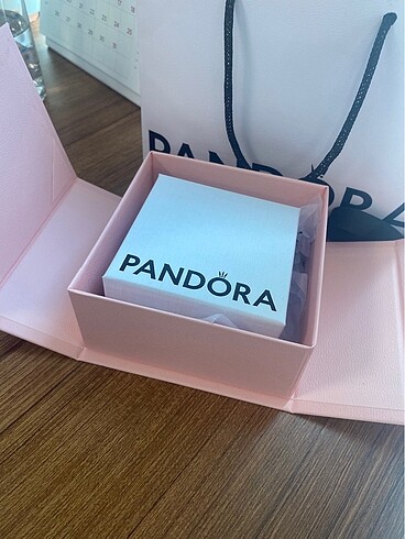 Beden Pandora moment