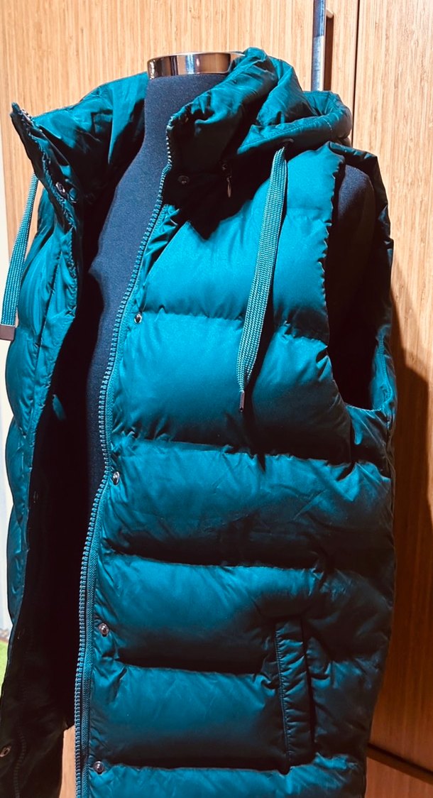 Zümrüt yeşili uzun pufer yelek kaz tuyu - Görsel 2