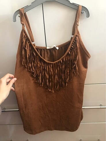 Taba rengi askılı bluz