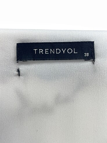 38 Beden çeşitli Renk Trendyol & Milla Kısa Elbise %70 İndirimli.