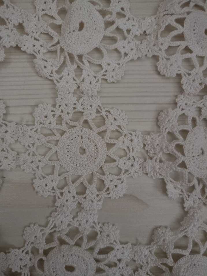 El İşi Çiçek Desenli Dantel Parçalar 5li çeyiz seti - Görsel 2