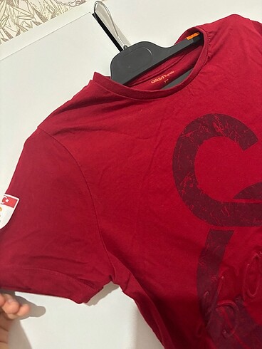GS Store Orijinal Atatürk imzalı özel koleksiyon tshirt