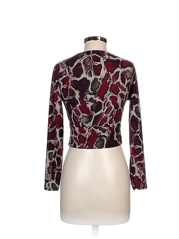 m Beden Vintage Love Bluz %70 İndirimli.
