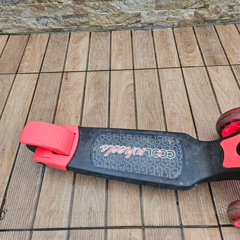 Renkli Kırmızı Çocuk Scooter'ı - Görsel 3