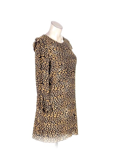 Zara Zara Kısa Elbise %70 İndirimli.