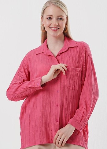 Pembe Düğmeli Rahat Kesim Kadın Gömlek