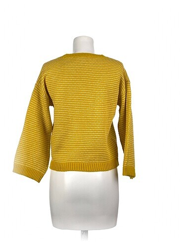 universal Beden PreLoved Kazak / Triko %70 İndirimli.