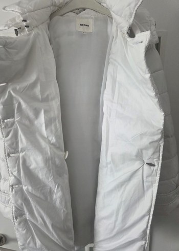 Beyaz Kuşaklı Kadın Kışlık Mont - Görsel 4