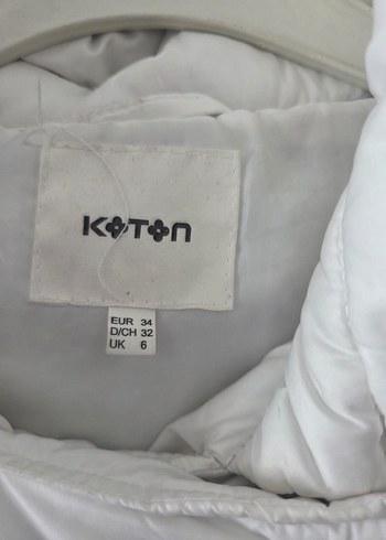 Beyaz Kuşaklı Kadın Kışlık Mont - Görsel 3