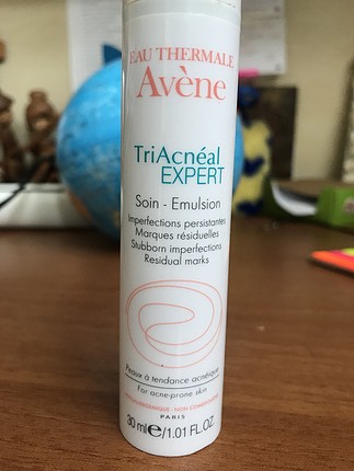 Avene lekeli ciltler için gece bakım kremi
