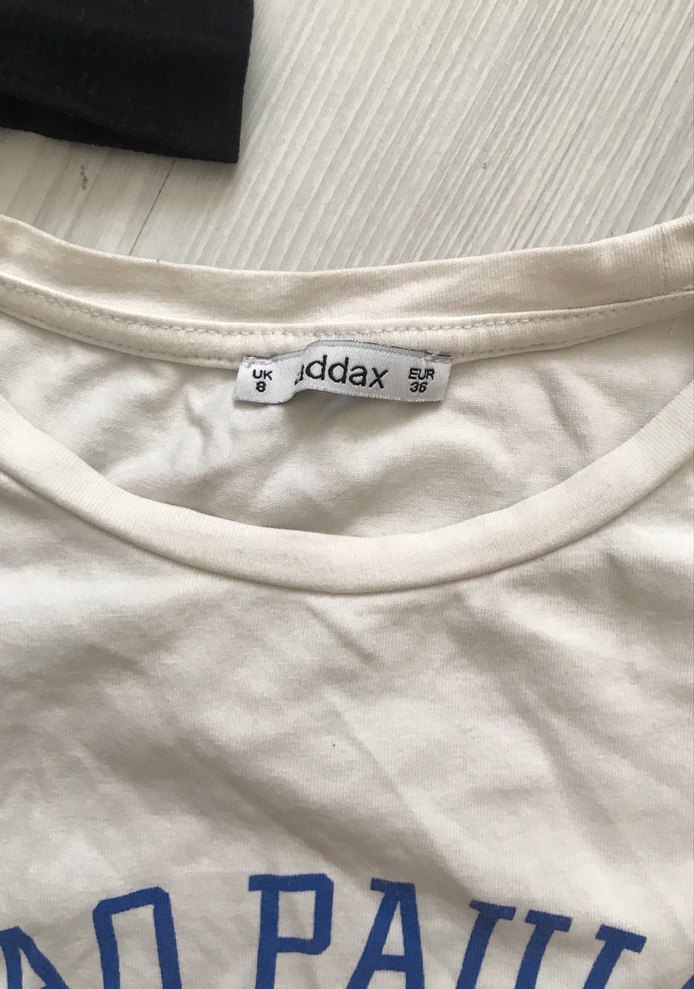 Beyaz Baskılı Kadın Kısa Kollu Tişört - Görsel 2