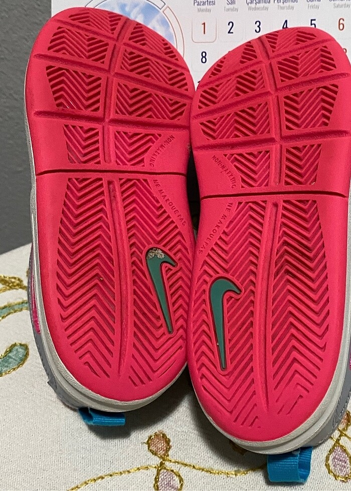 28 no çocuk Nike ayakkabı - Görsel 3
