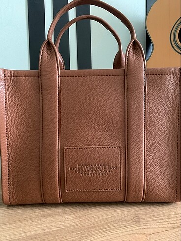 Marc Jacobs MARC JACOBS The Medium Tote Bag(argan oil)