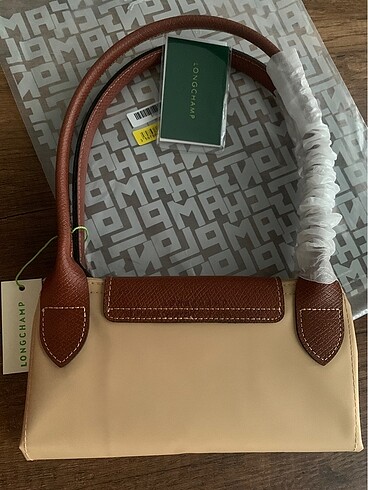 Longchamp LONGCHAMP Le Pliage M Omuz Çantası (Fawn)