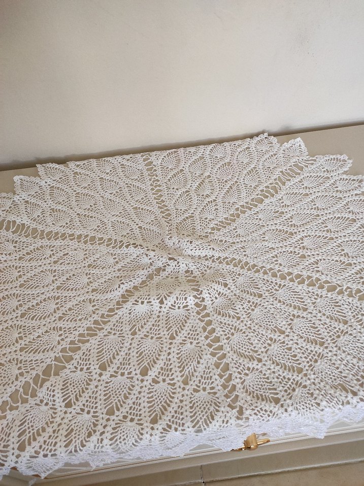 Beyaz El Örgüsü Dantel Masa Örtüsü - Görsel 3