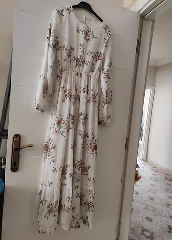 Bohem Çiçek Desenli Uzun Beyaz Elbise - Görsel 5