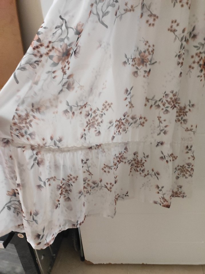 Bohem Çiçek Desenli Uzun Beyaz Elbise - Görsel 3