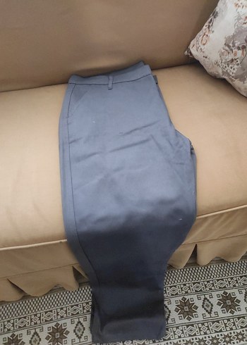 Gri Kadın Kumaş Pantolon Kemerli Normal Kesim