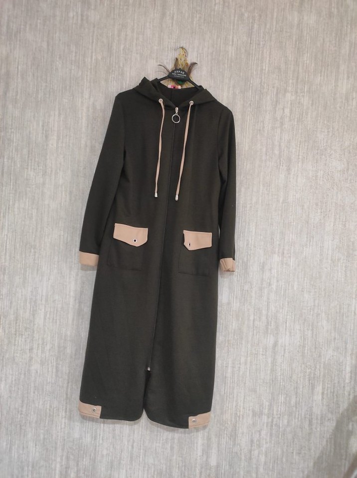 Kahverengi Kapüşonlu Uzun Kadın Kaban - Görsel 2