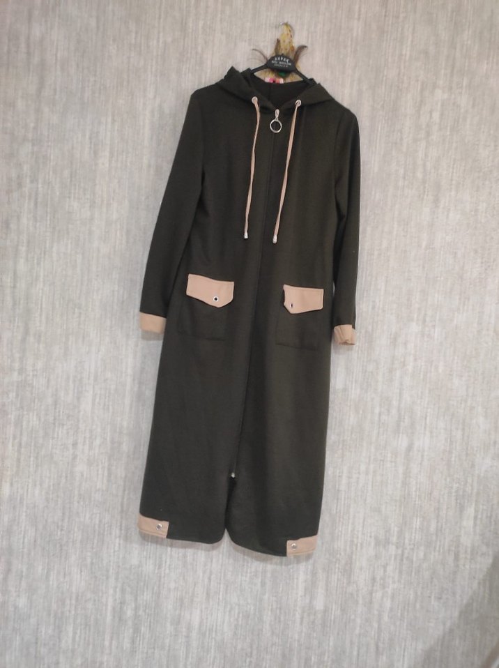 Kahverengi Kapüşonlu Uzun Kadın Kaban - Görsel 3