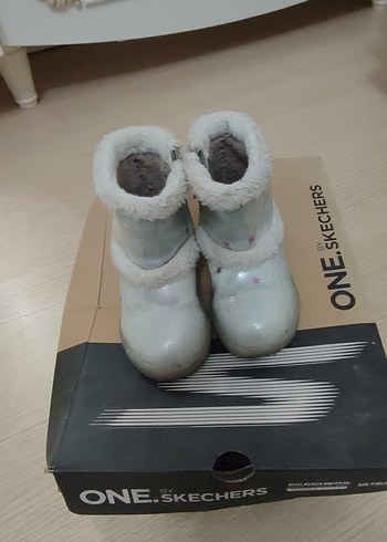 Beyaz Kız Çocuk Pastel Lastik Bot - Görsel 6