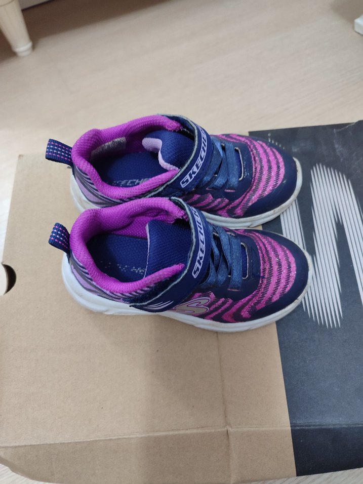 Mor Renkli Kız Çocuk Spor Ayakkabı Velcro - Görsel 2