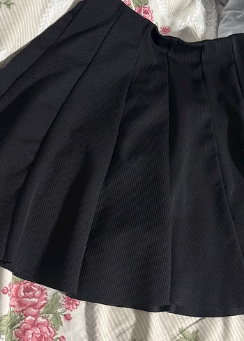 Kadın Siyah Pilili Midi Etek - Görsel 2